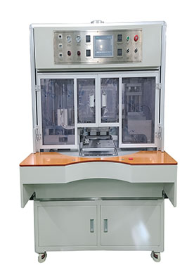 ����λ����C